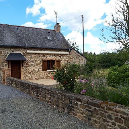 Les Roses Tremieres Villa Trans-la-Foret Ngoại thất bức ảnh